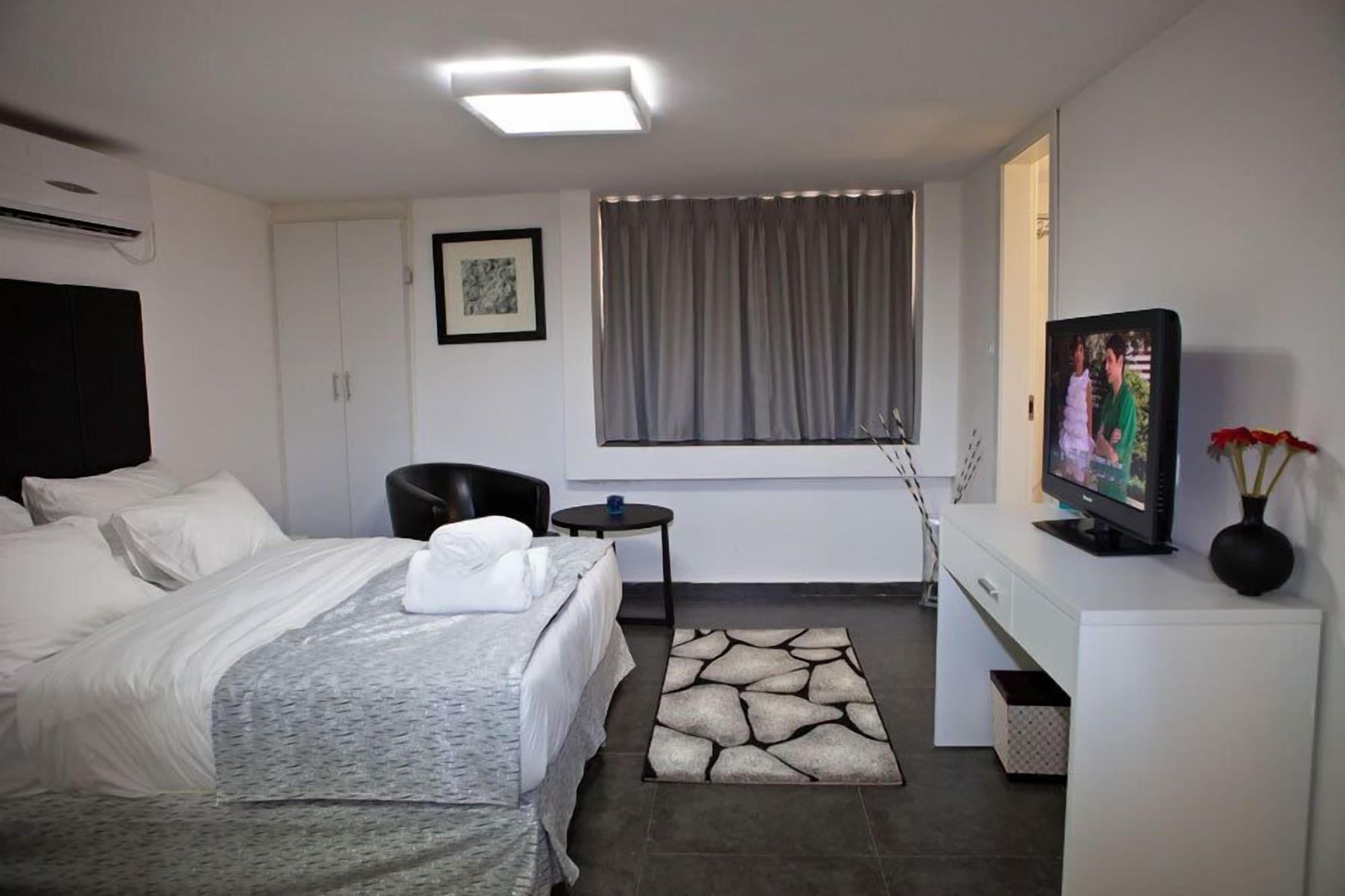 Geula Suites By Raphael Hotels เทลอาวีฟ ภายนอก รูปภาพ