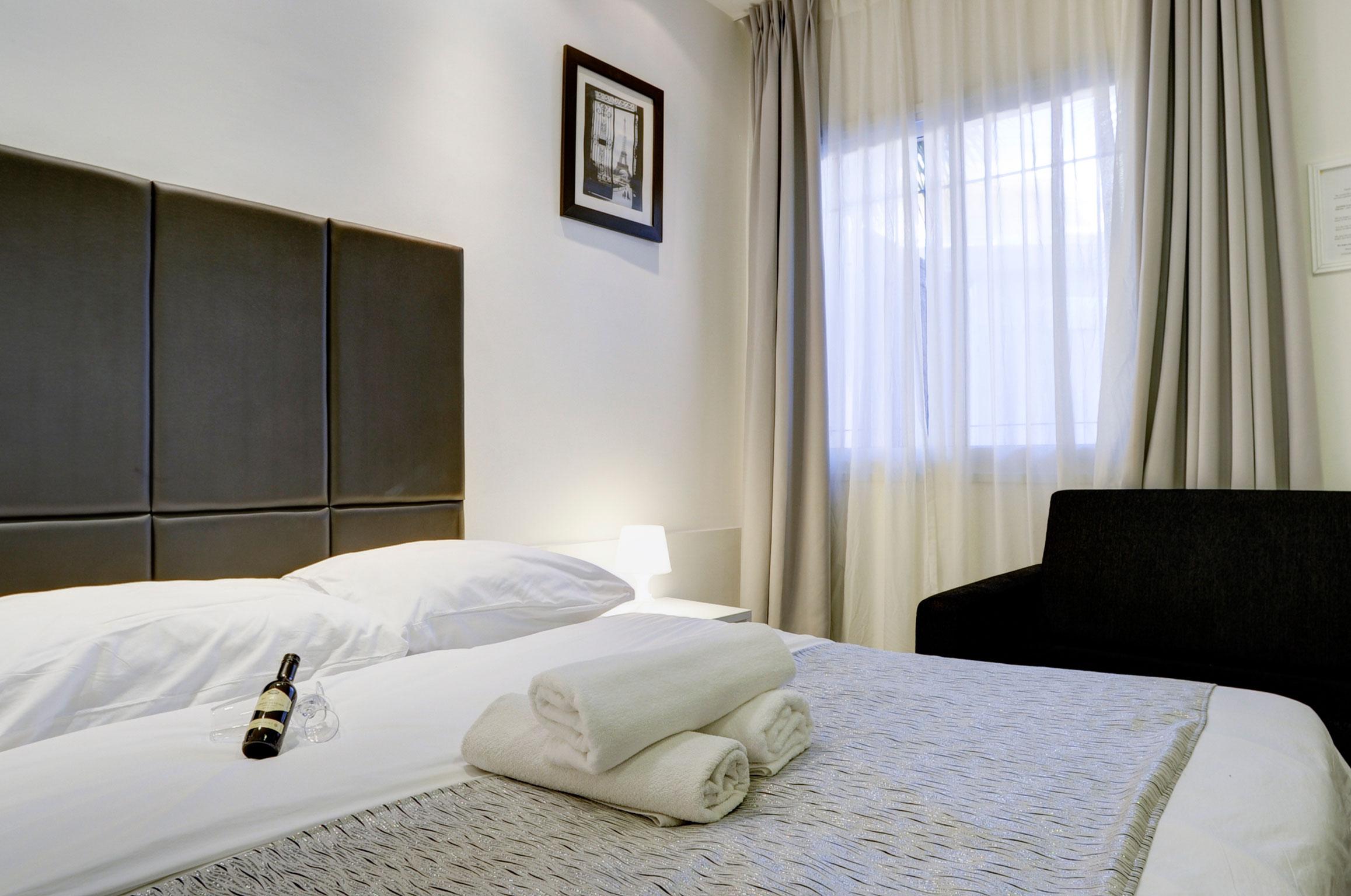 Geula Suites By Raphael Hotels เทลอาวีฟ ภายนอก รูปภาพ