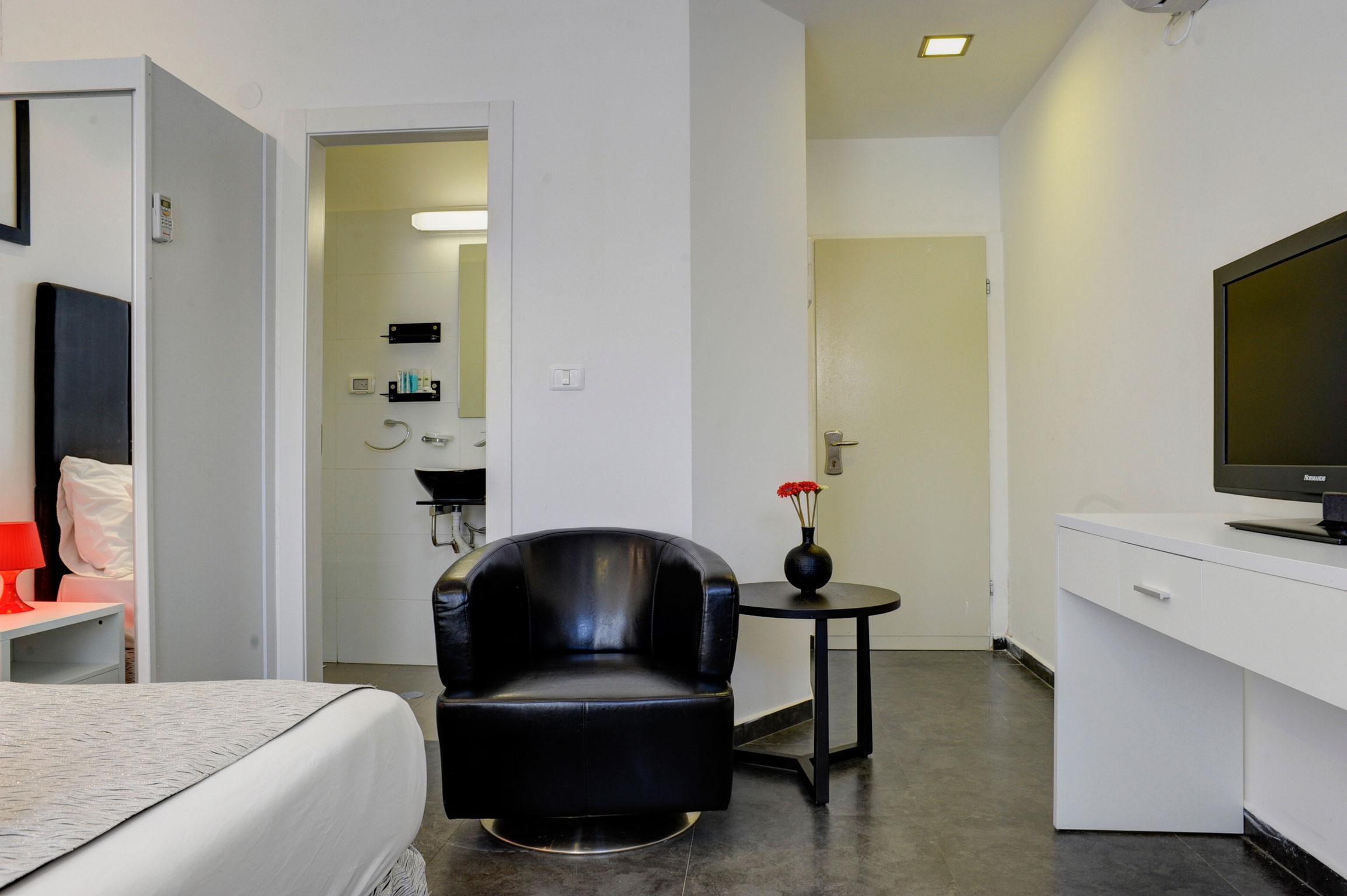 Geula Suites By Raphael Hotels เทลอาวีฟ ภายนอก รูปภาพ