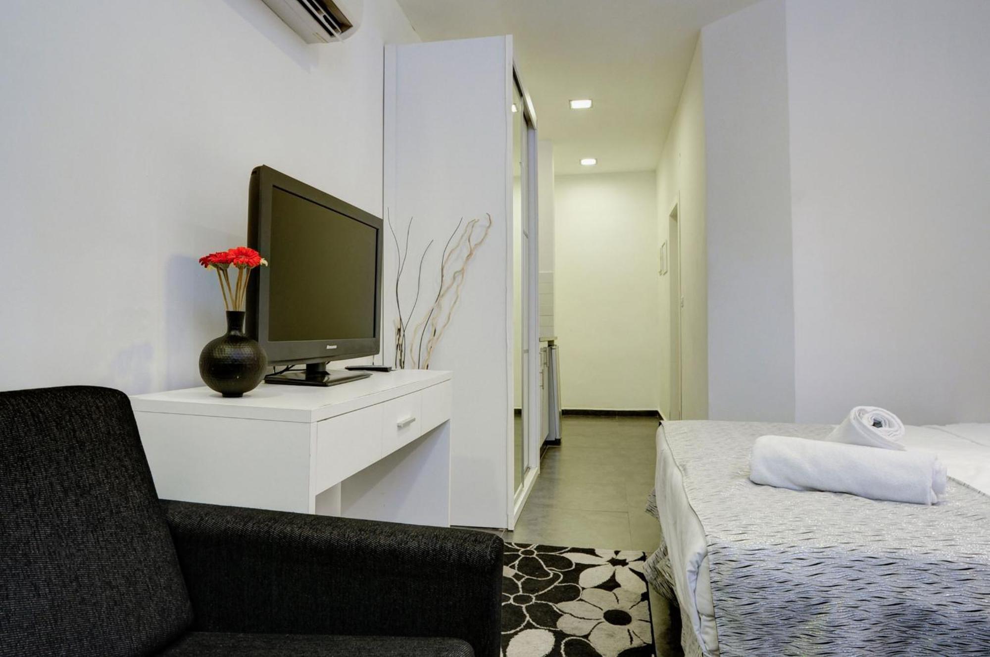 Geula Suites By Raphael Hotels เทลอาวีฟ ห้อง รูปภาพ