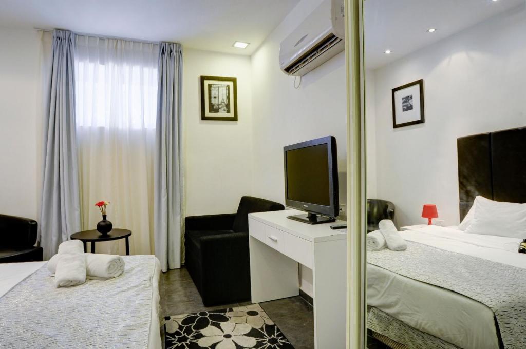 Geula Suites By Raphael Hotels เทลอาวีฟ ห้อง รูปภาพ
